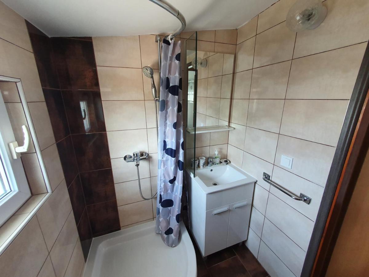 ויר Apartmani Deak מראה חיצוני תמונה