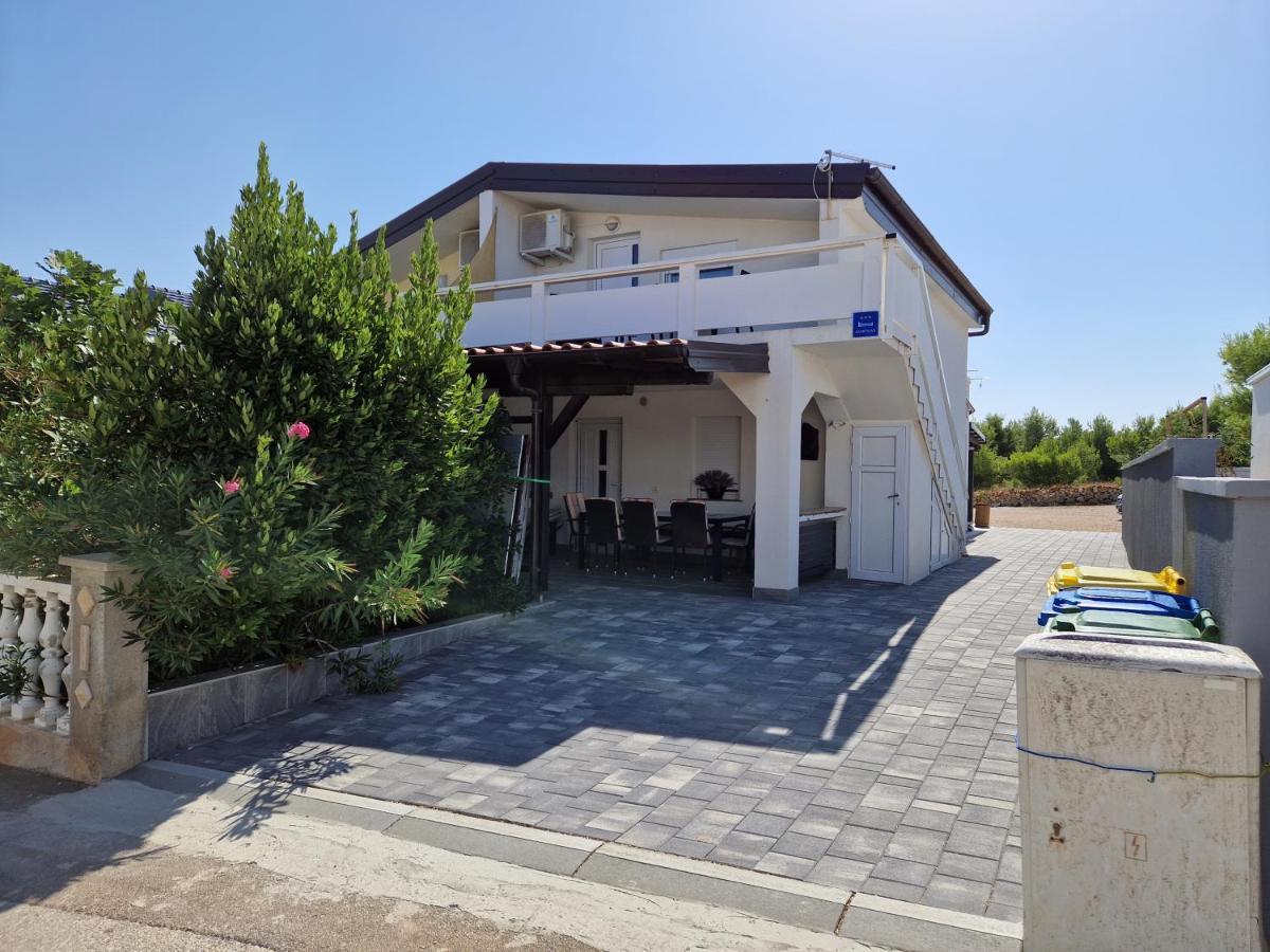 ויר Apartmani Deak מראה חיצוני תמונה