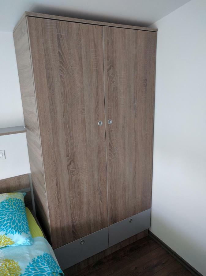 ויר Apartmani Deak מראה חיצוני תמונה